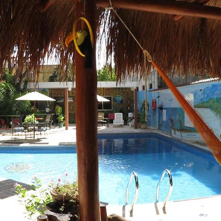 Casa Tucan Hotel Плая дел Кармен Екстериор снимка