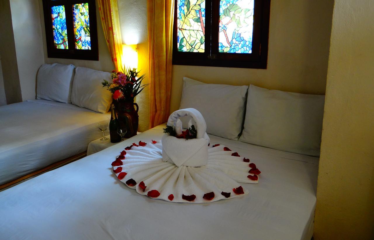 Casa Tucan Hotel Плая дел Кармен Екстериор снимка