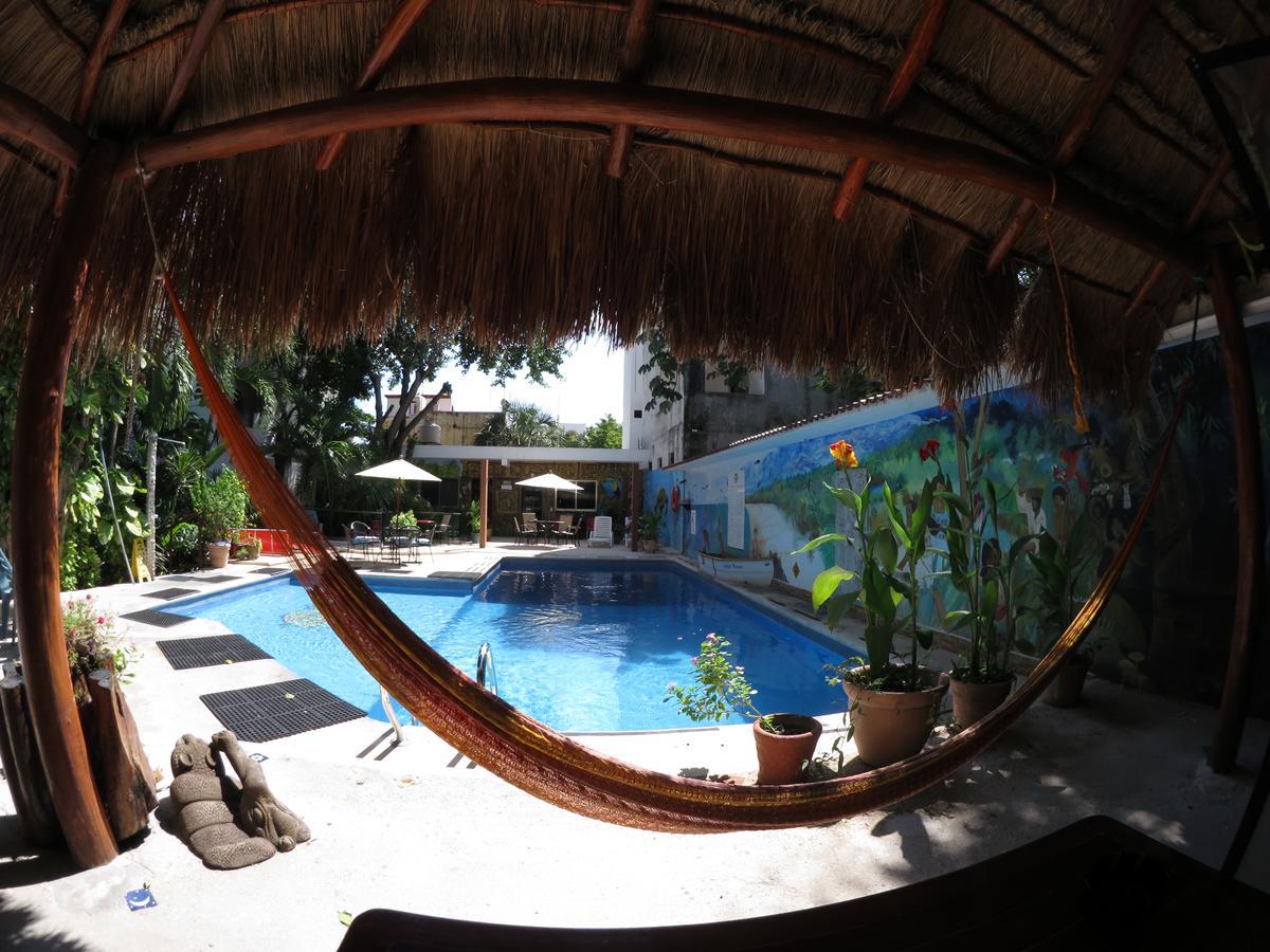 Casa Tucan Hotel Плая дел Кармен Екстериор снимка